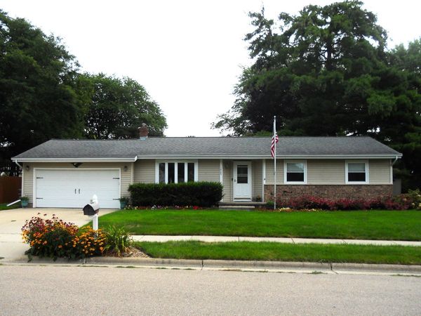 1065 Tara Drive, Sun Prairie, WI 53590