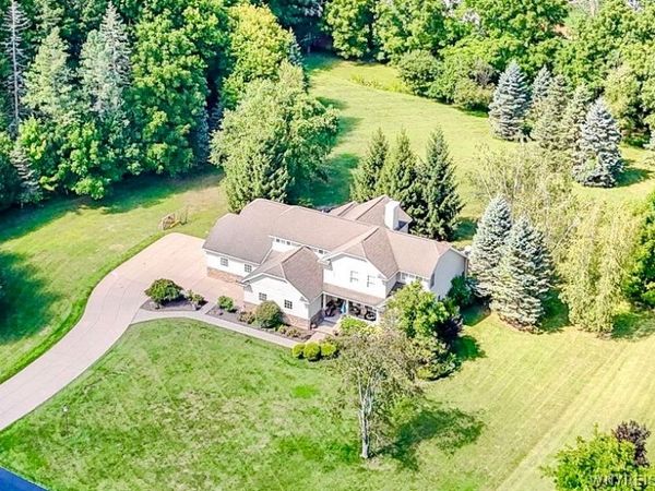 6799 Gowanda State Road , Unit 1, Hamburg, NY 14075