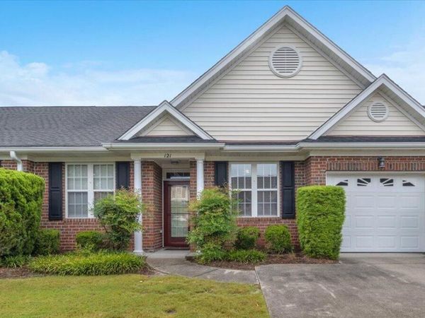 5006 Carleton Drive, Unit 121, Wilmington, NC 28403