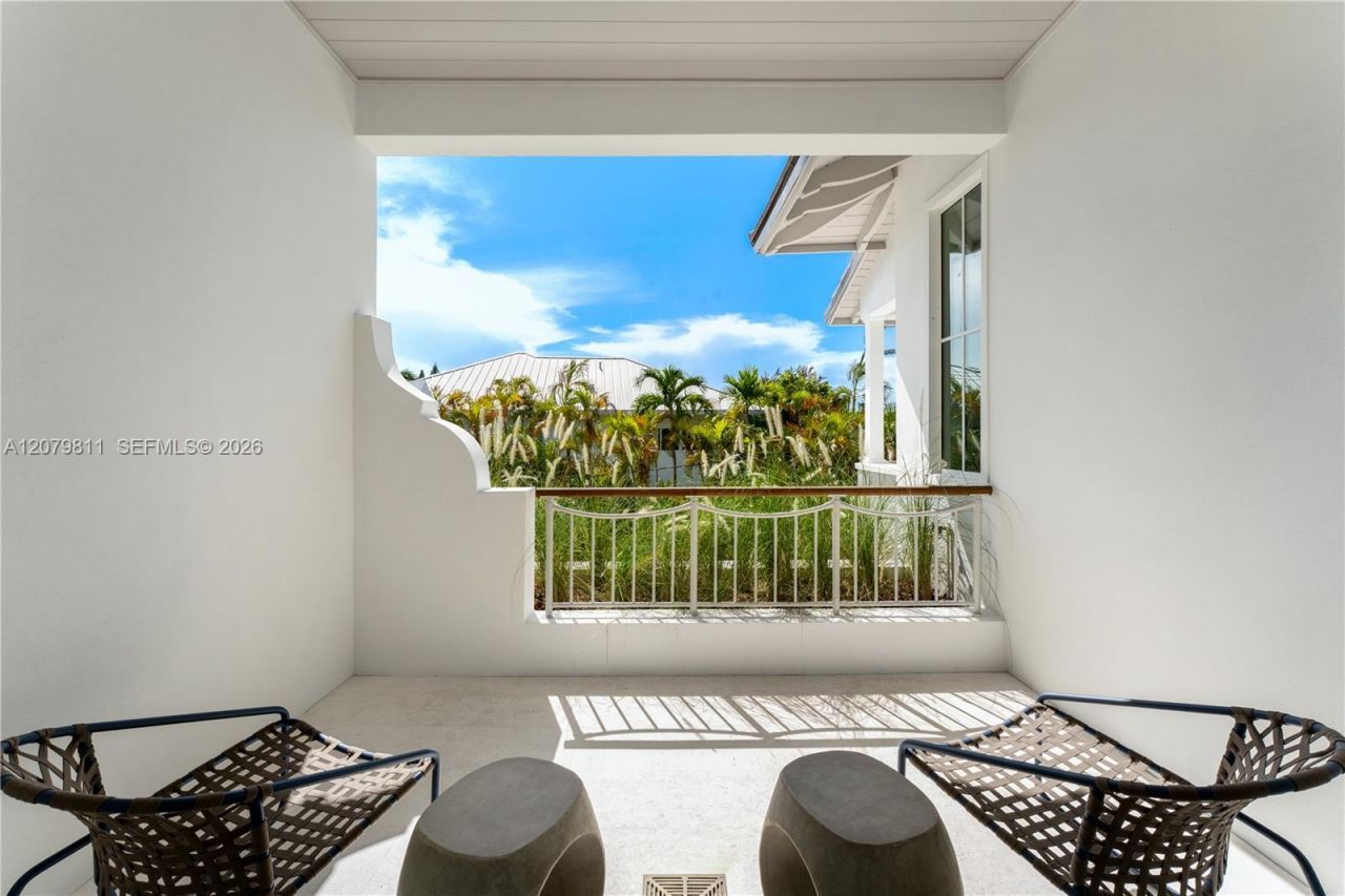544 Warren Ln, Key Biscayne, FL 33149 Photo