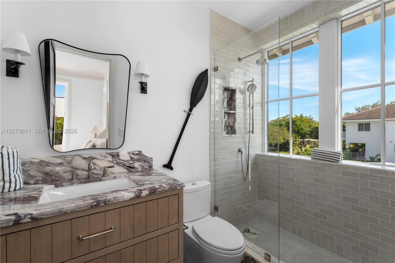 544 Warren Ln, Key Biscayne, FL 33149 Photo