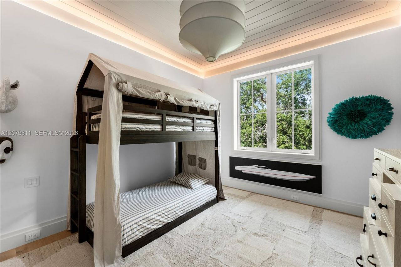 544 Warren Ln, Key Biscayne, FL 33149 Photo
