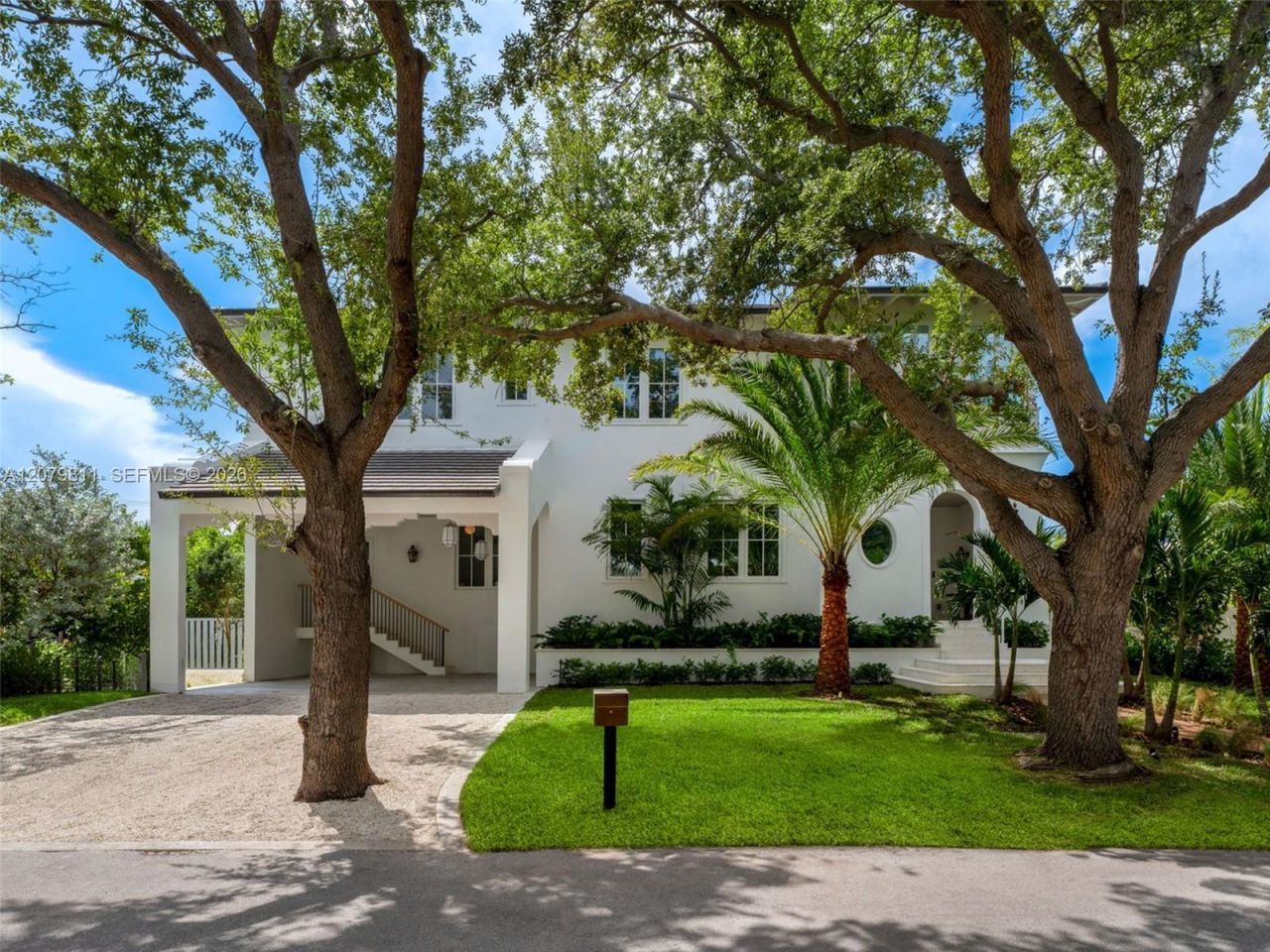 544 Warren Ln, Key Biscayne, FL 33149 Photo