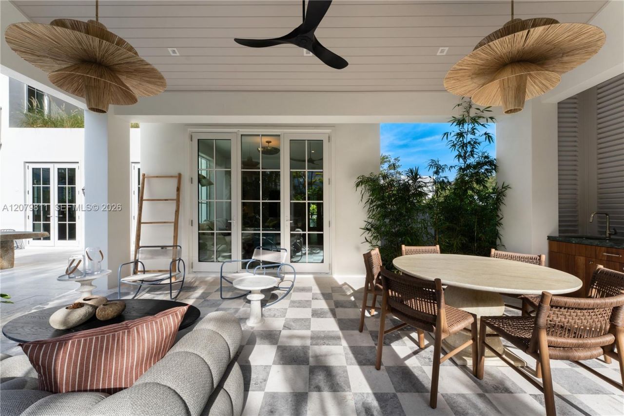 544 Warren Ln, Key Biscayne, FL 33149 Photo