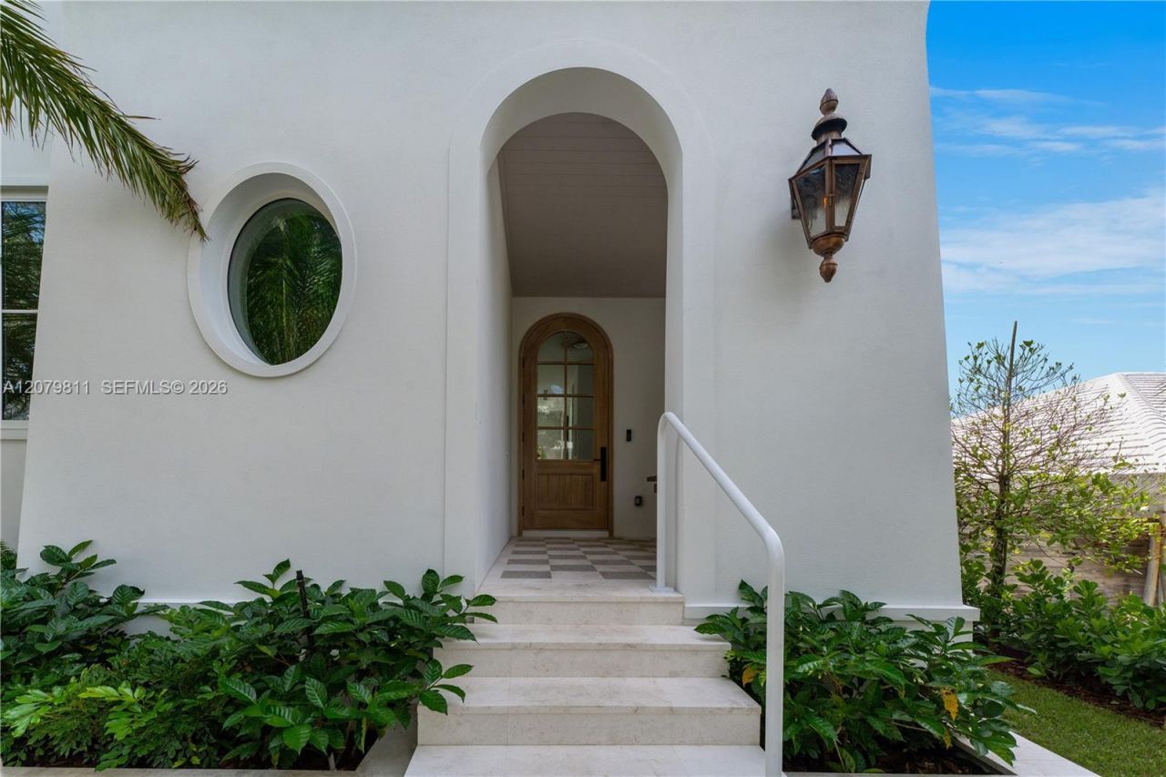 544 Warren Ln, Key Biscayne, FL 33149 Photo