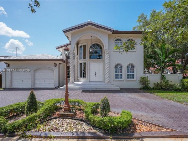 Unit 8254, Miami Lakes, FL 33016