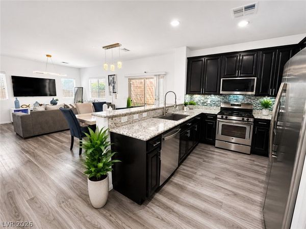 7605 Reveal Court, Las Vegas, NV 89149