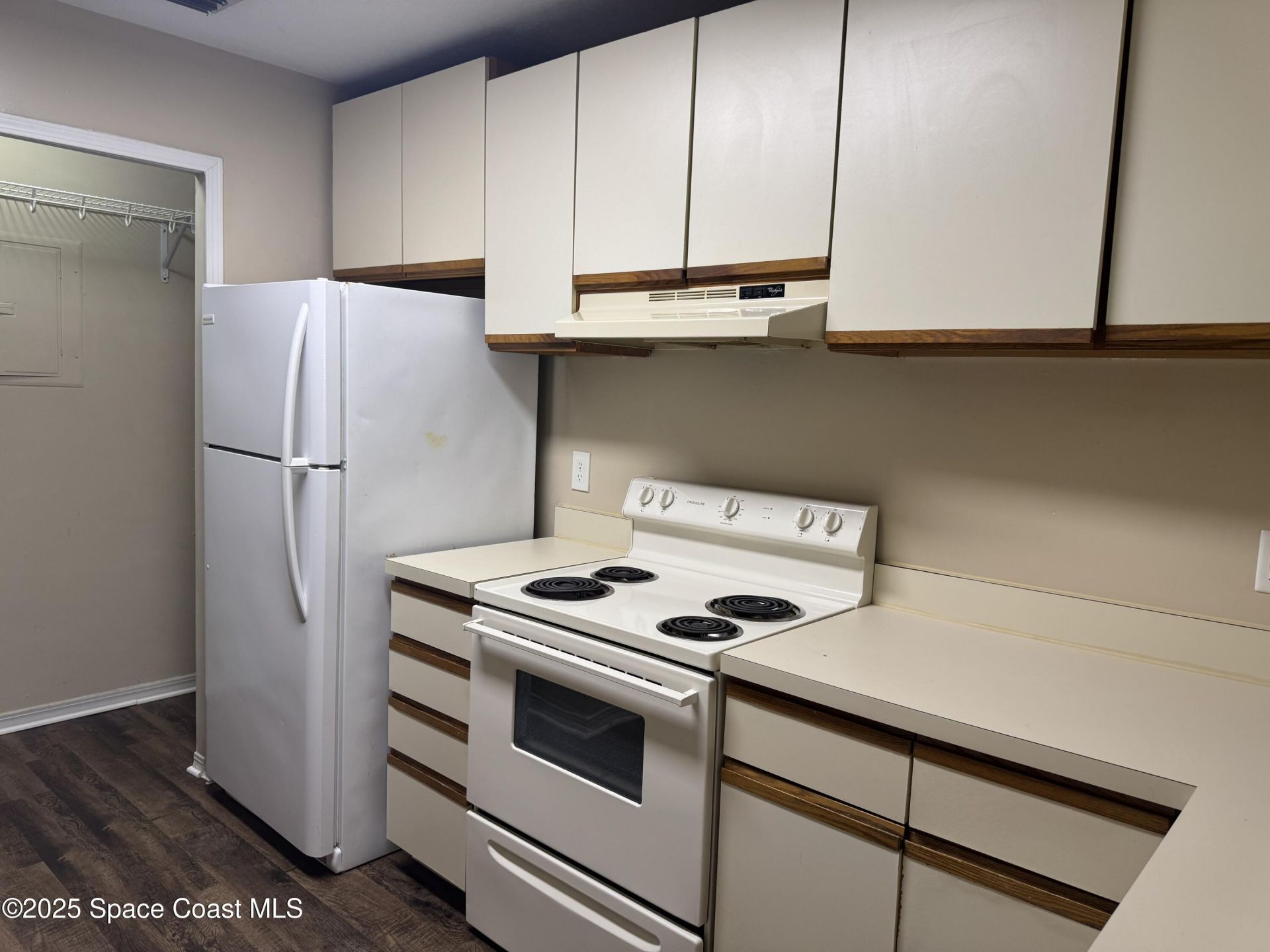 7667 N Wickham Road , Unit 1515, Melbourne, FL 32940 Photo