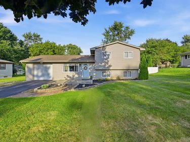 5382 Winell Street , Independence Township, Mi 48346