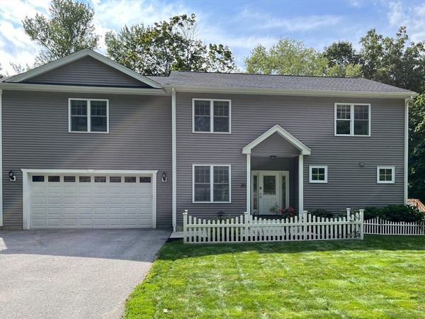 20 Beacon St, Unit 20, Shrewsbury, MA 01545