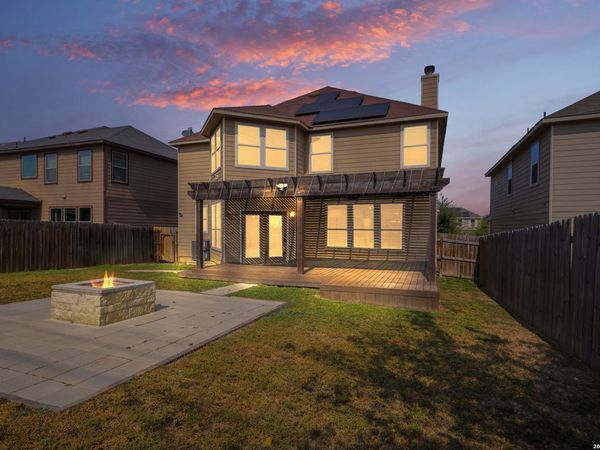 1311 Plaza Lake Dr, San Antonio, TX 78245