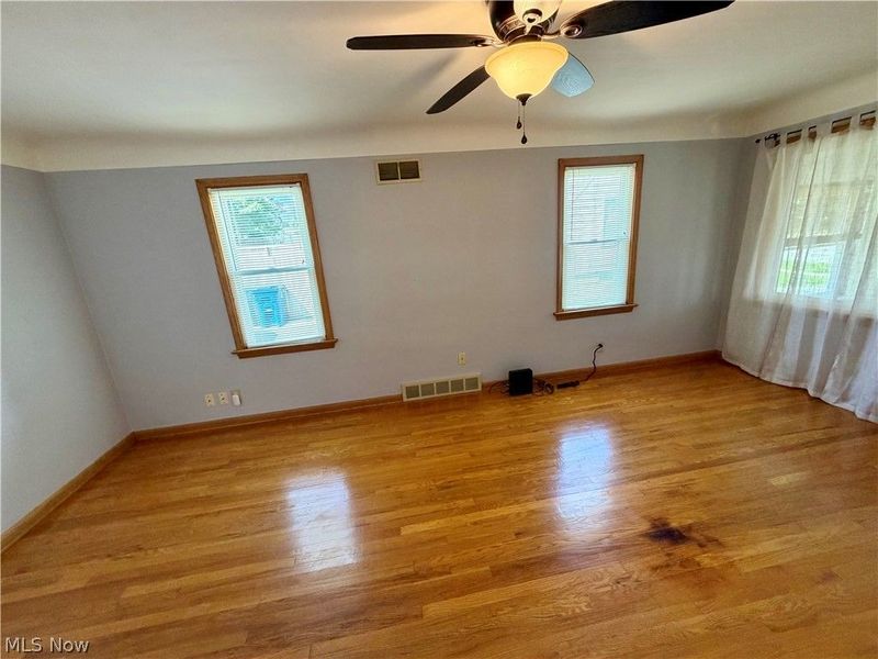 512 Maplewood Avenue, Struthers, OH 44471 Photo 10