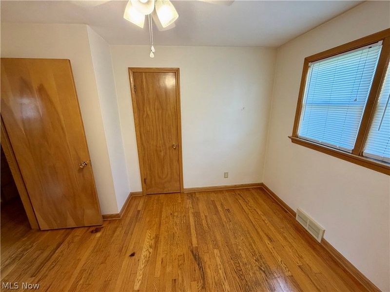 512 Maplewood Avenue, Struthers, OH 44471 Photo 11