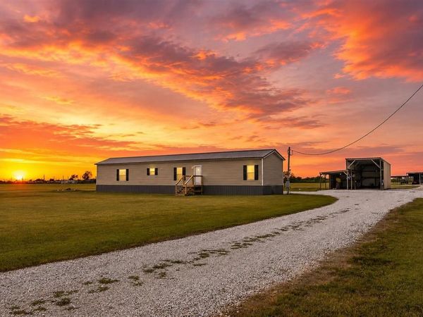 15361 Frederick Road, Iowa, LA 70647