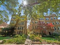 1345 W Greenleaf Avenue , Chicago, IL 60626 primary photo