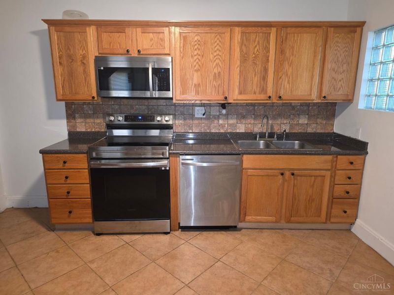 657 Froome Avenue, Cincinnati, OH 45232 Photo 7