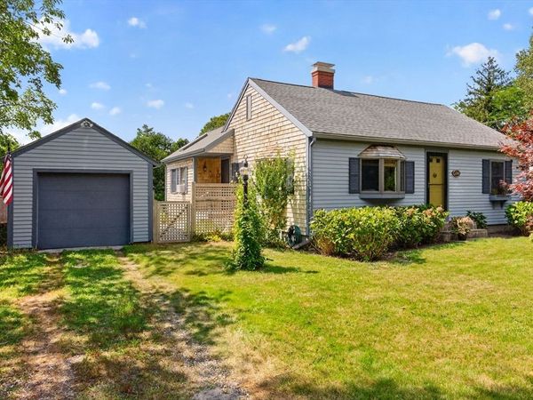 1210 County, Bourne, MA 02534