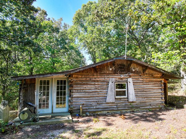 1855 NE 655 Private Road , Osceola, MO 64776
