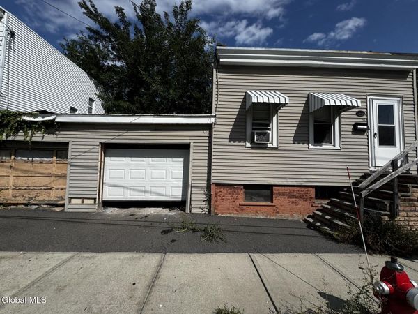 51 Slingerland Street, Albany, NY 12202