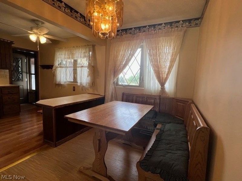 1124 NW Valley Drive NW, North Canton, OH 44720 Photo 7