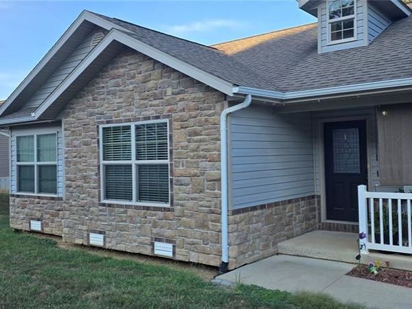 20990 Hideaway Lane, St Robert, MO 65584