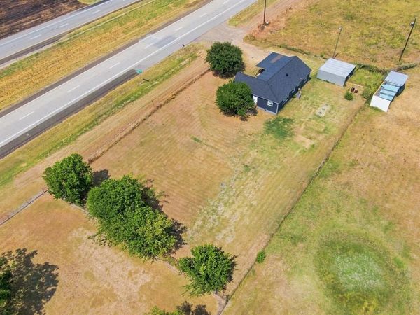 6575 W State Highway 31 , Corsicana, TX 75110
