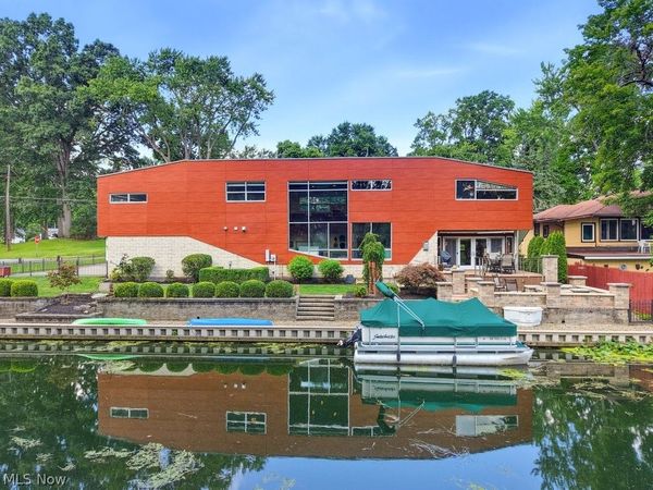 4961 Coleman Drive , Akron, OH 44319