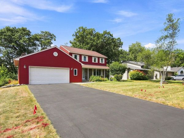 3017 Standridge Place , Maplewood, MN 55109