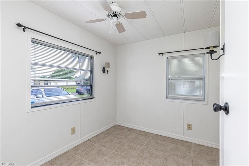 591 Cape Florida Ln, Naples, FL 34104 Photo