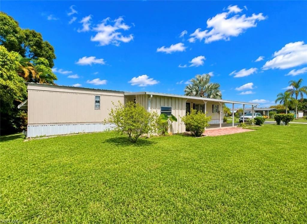 591 Cape Florida Ln, Naples, FL 34104 Photo