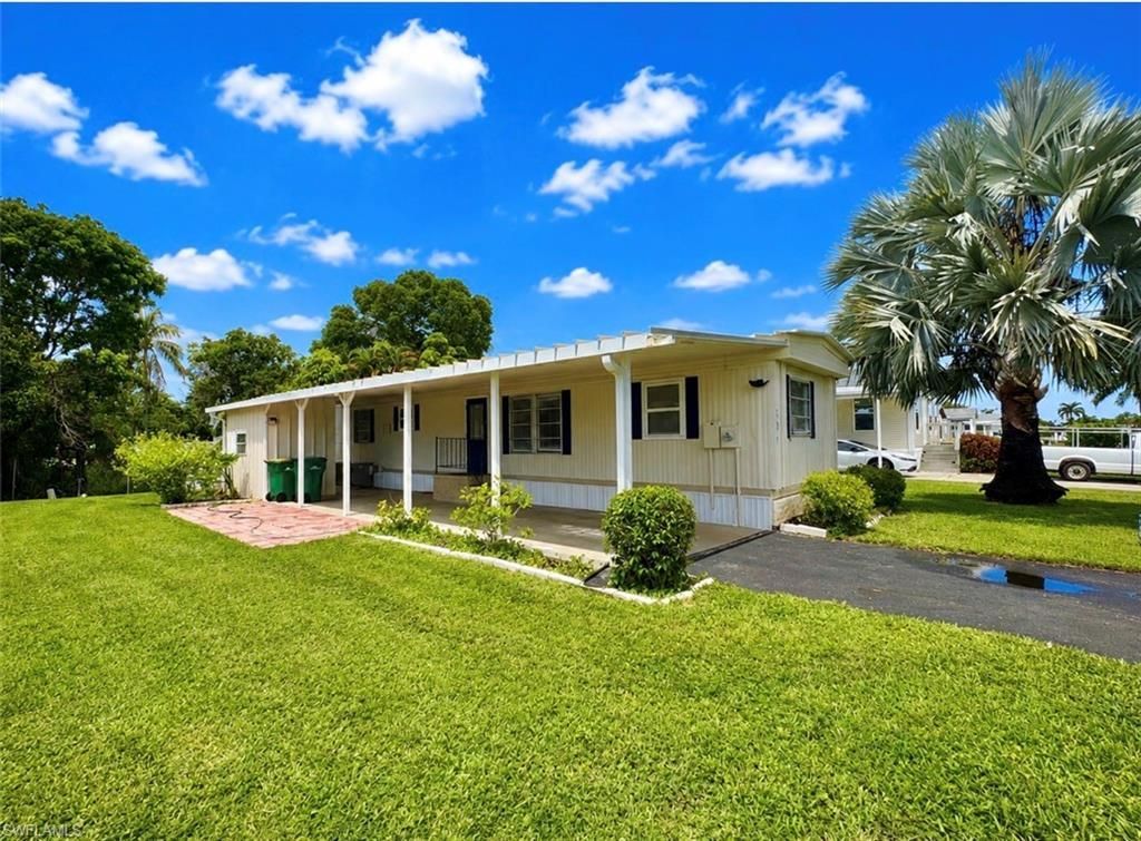 591 Cape Florida Ln, Naples, FL 34104 Photo