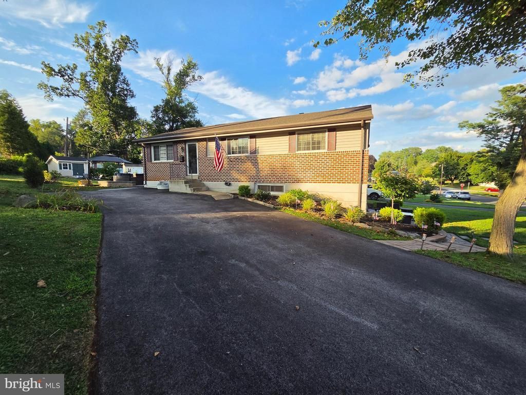 932 STEWART AVENUE, SPRINGFIELD, PA 19064