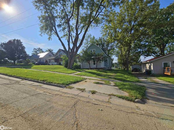 1006 Grant Street, Ottumwa, IA 52501