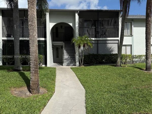 1014 Green Pine Blvd , Unit H1, West Palm Beach, FL 33409