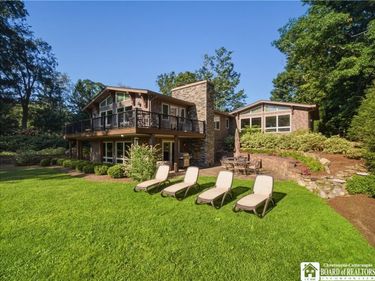 320 Lakeside Drive , Bemus Point, NY 14712