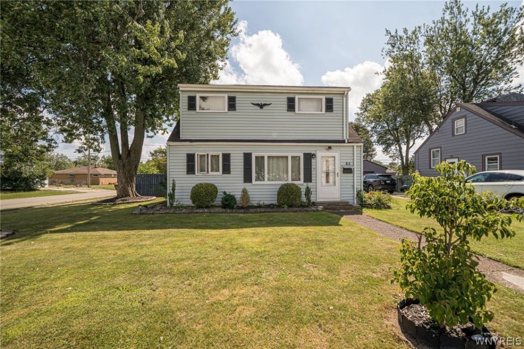 65 Gardenvale Drive , Buffalo, NY 14225 Main Photo