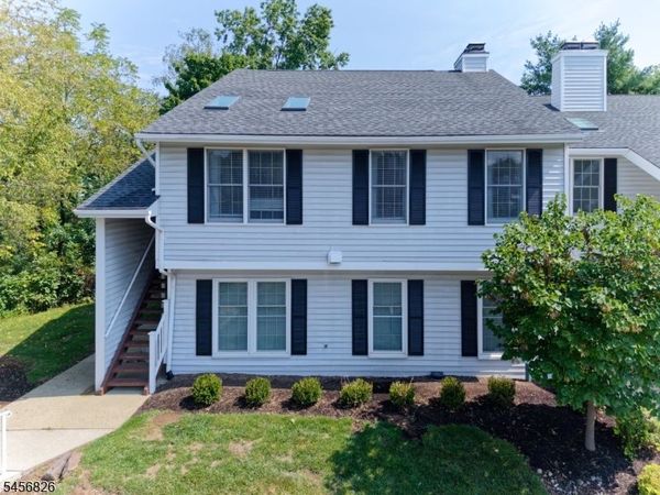 338 Phoebe Ct, Readington, NJ 08887
