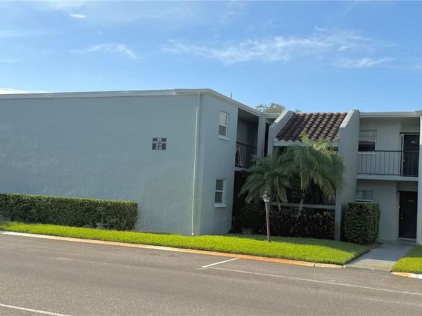 2830 SOMERSET PARK DRIVE , Unit 202, TAMPA, FL 33613