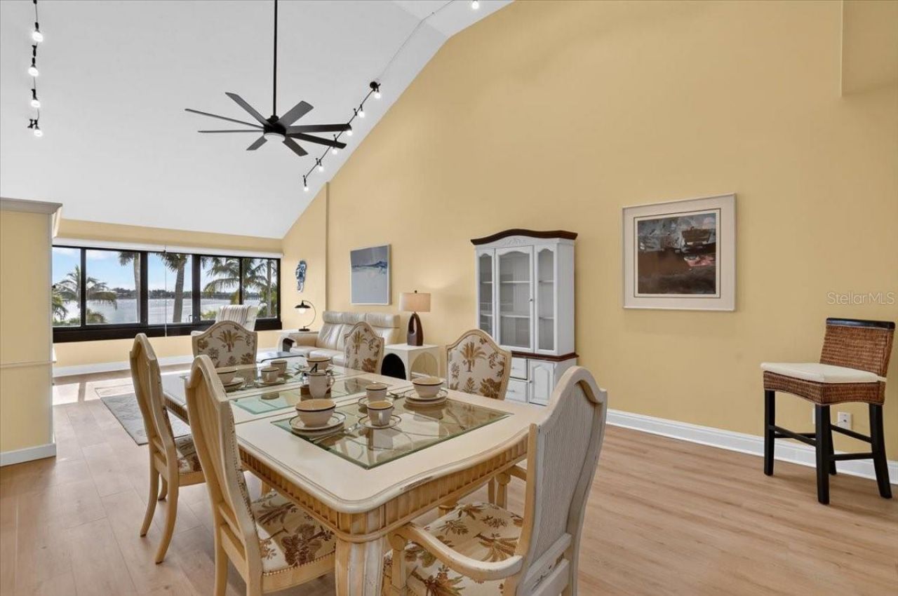 1007 Gulf Drive N, Unit 217, Bradenton Beach, FL 34217 Photo