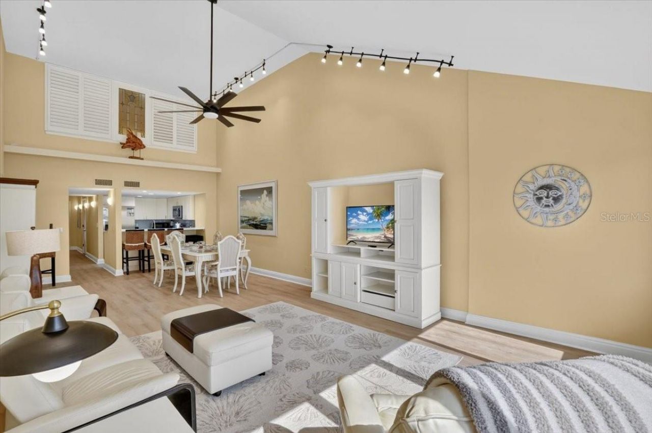 1007 Gulf Drive N, Unit 217, Bradenton Beach, FL 34217 Photo