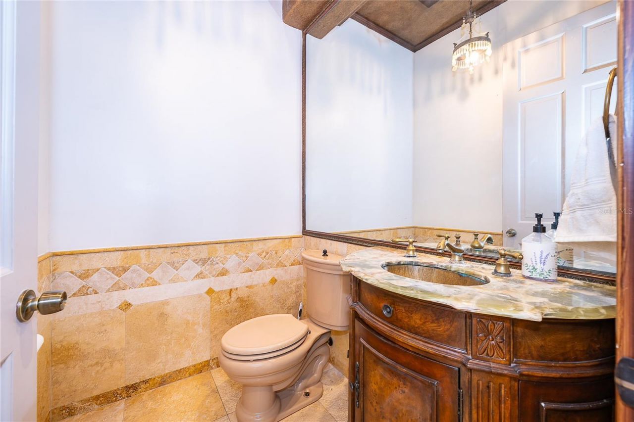 2313 Roat Drive , Orlando, FL 32835 Photo