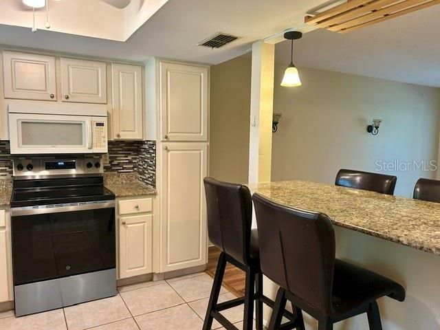 2529 Oakleaf Lane , Unit 30C, Clearwater, FL 33763 Photo