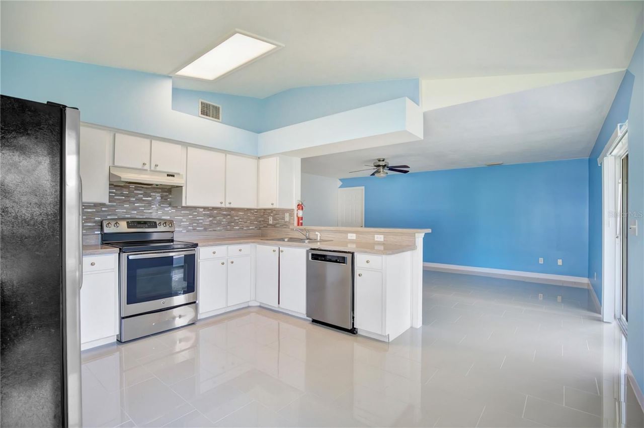 561 15th Street , Holly Hill, FL 32117 Photo