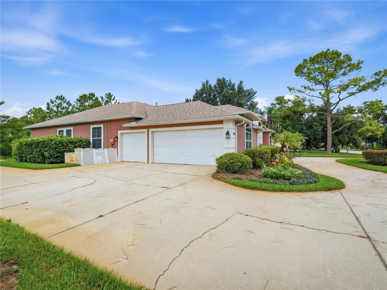 1162 Club House Boulevard, New Smyrna Beach, FL 32168 Photo