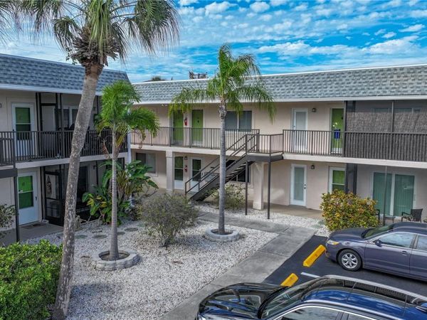 612 GUILD DRIVE , Unit 18, VENICE, FL 34285