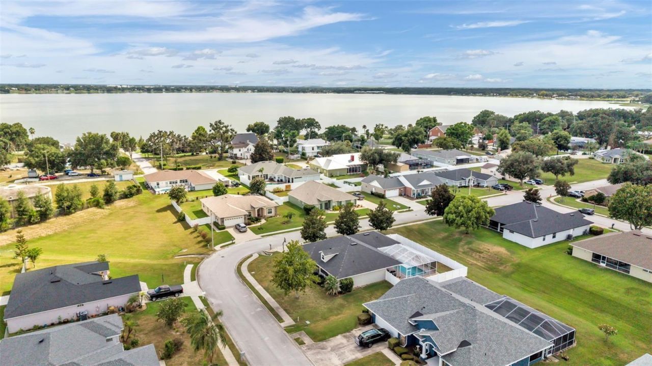 145 Winona Circle, Auburndale, FL 33823 Photo