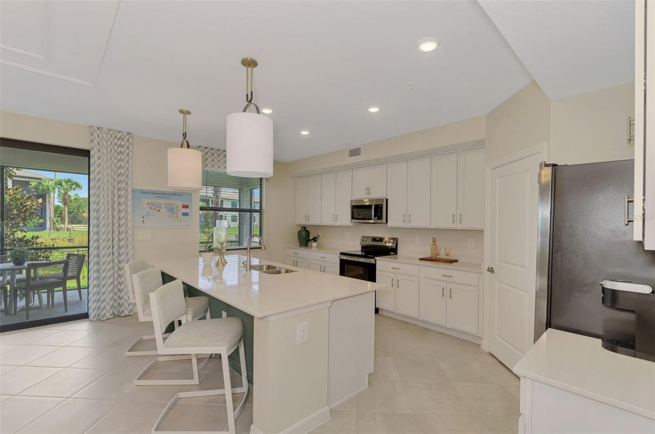 5632 Summit Pointe Circle , Unit 104, Bradenton, FL 34210 Photo