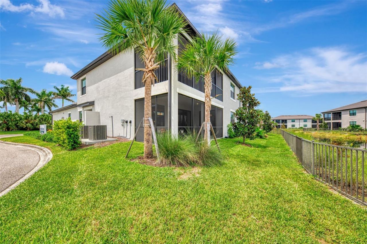 5632 Summit Pointe Circle , Unit 104, Bradenton, FL 34210 Photo