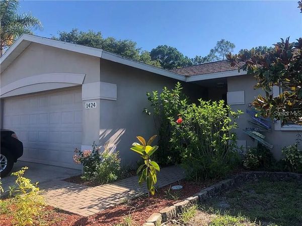 1424 CHESTERFIELD DRIVE , DUNEDIN, FL 34698