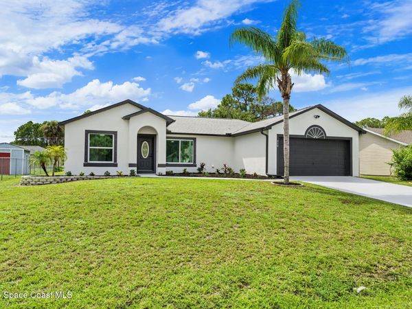 950 Hammacher Avenue SW , Palm Bay, FL 32908